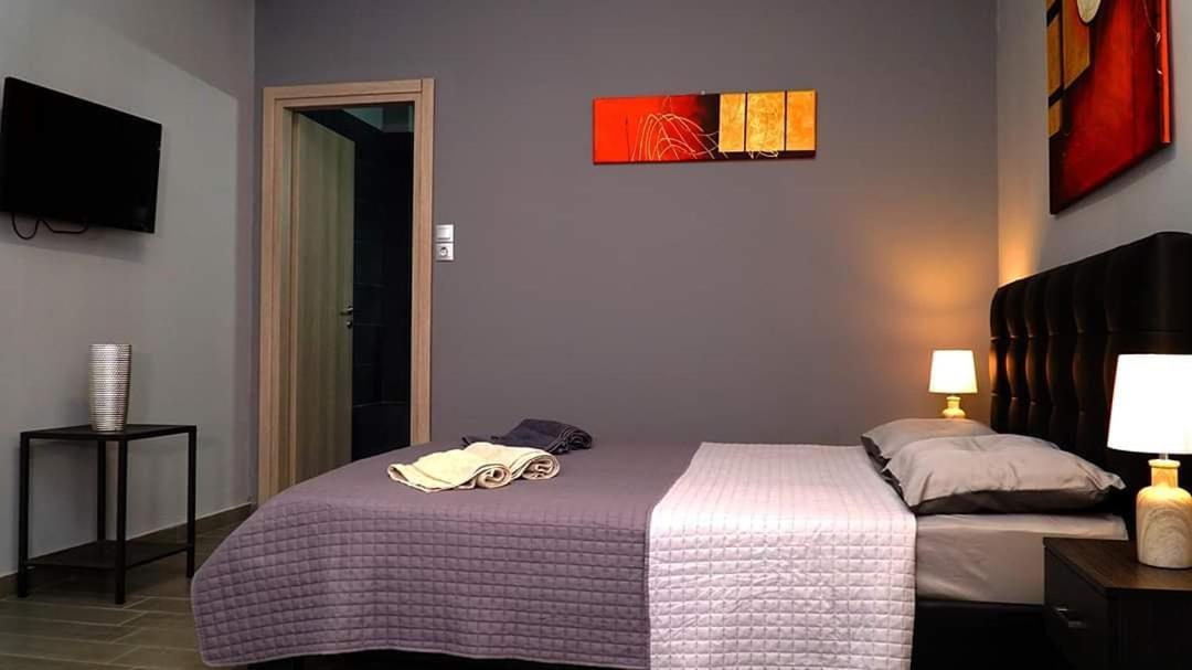 New Seafront Studio Guest House Anavyssos Bagian luar foto